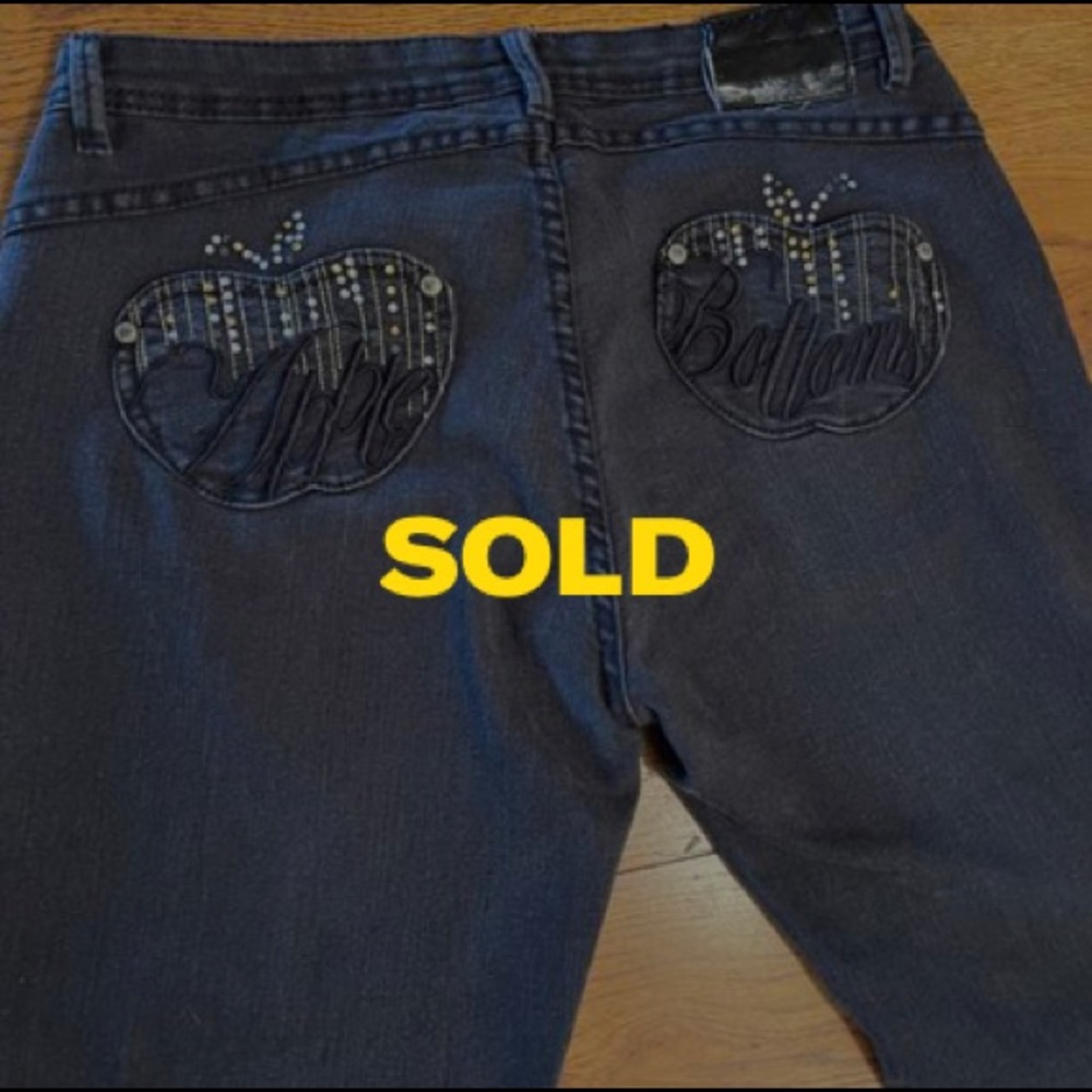 (SOLD!!) Apple bottom jeans